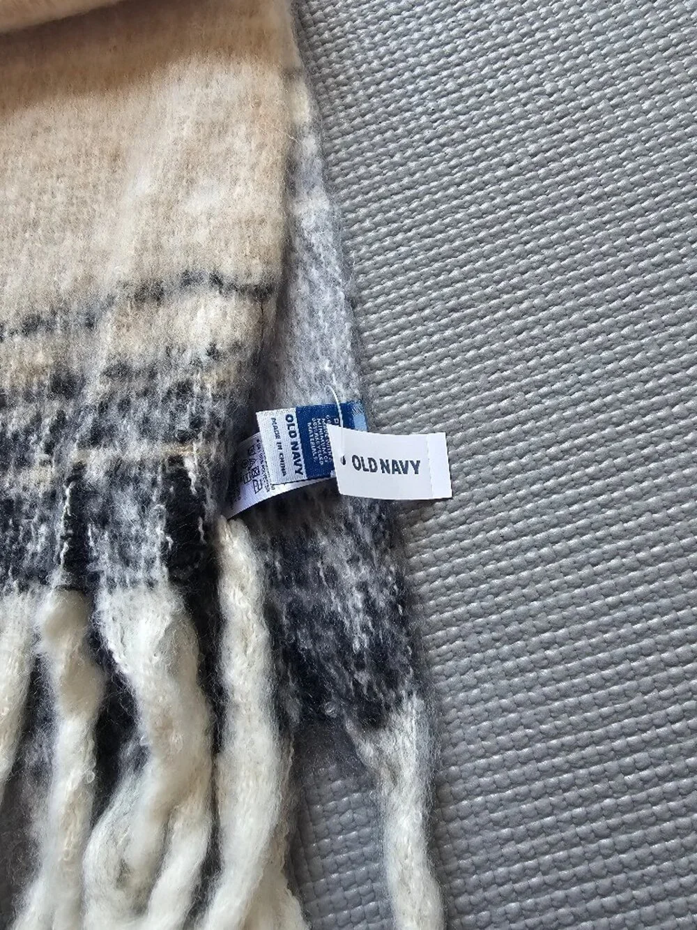 Old Navy size 100% tag